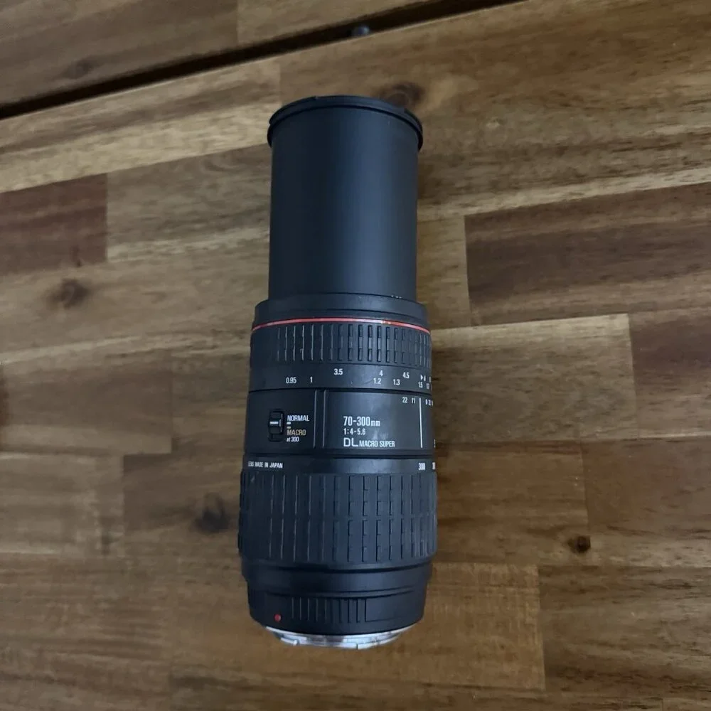 Sigma 70-300mm 1:4-5.6 DL MACRO Super‎ Lens for Minolta Sony Untested READ